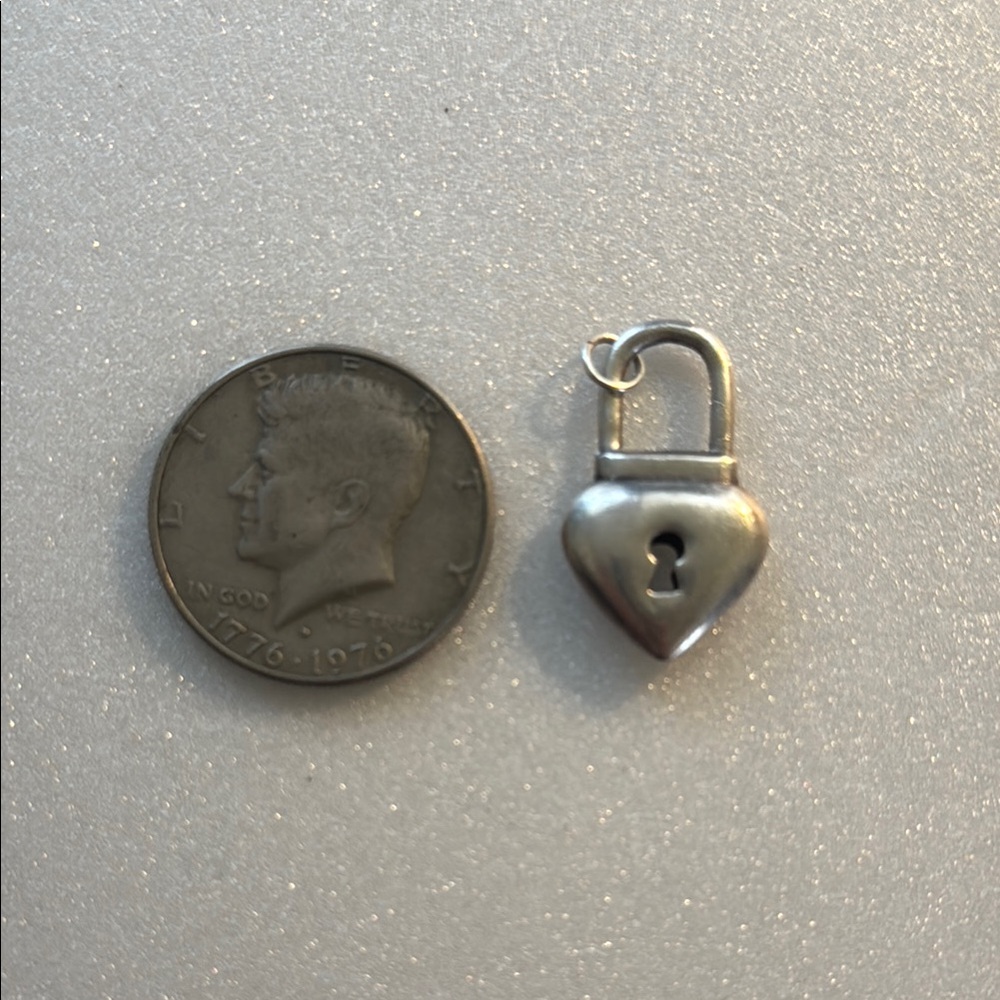 Vintage Silver Heart Padlock Charm punk grunge 1990s - Picture 2 of 4